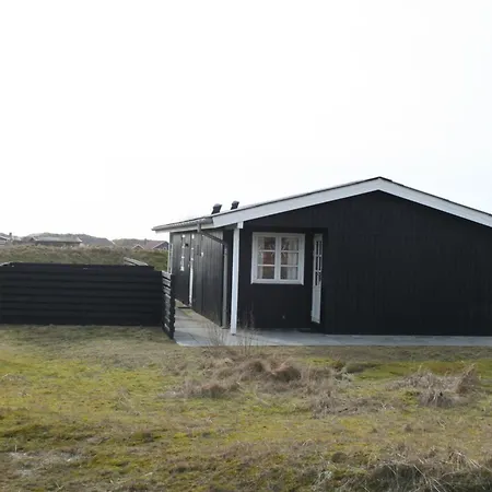 Eikka - 600m From The Sea By Interhome *
